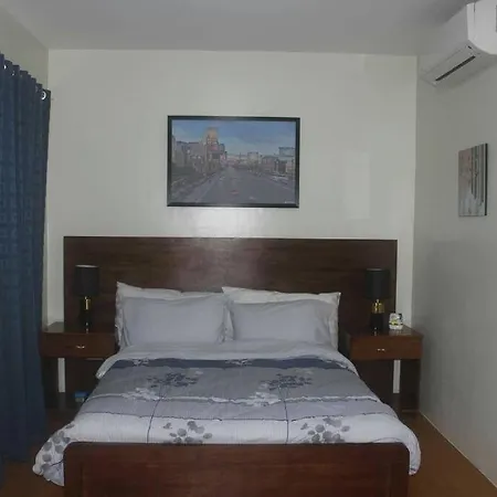 Pontefino Prime Townhouse 4Br With Wifi & Pool Apartment Batangas Exterior photo