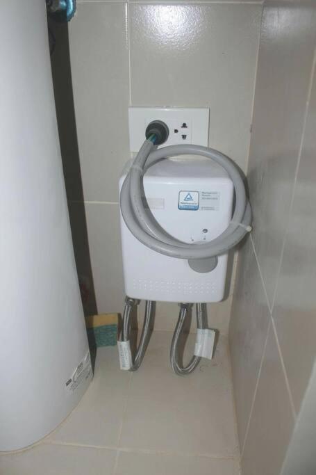 Apartment Pontefino Prime Townhouse 4br With Wifi & Pool Batangas